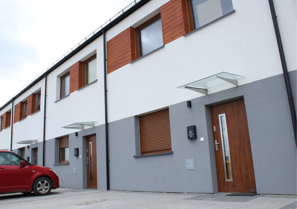 Okna w kolorze drewna - Nadolice k. Wrocławia